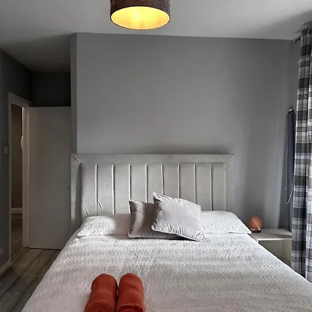 Apartment Liffey Boardwalk 3br Near Ha'penny Br & Temple Bar