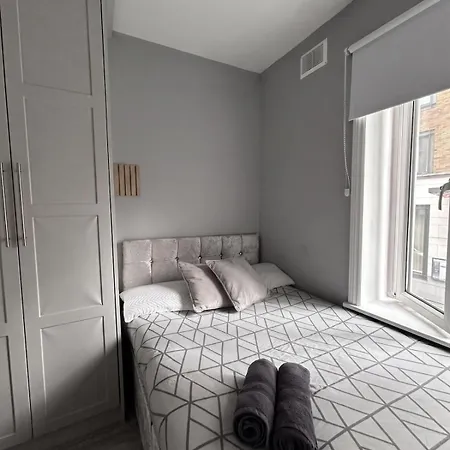 Apartment Liffey Boardwalk 3br Near Ha'penny Br & Temple Bar Dublin