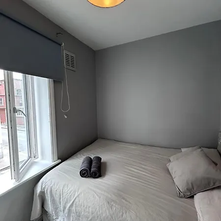 Apartment Liffey Boardwalk 3br Near Ha'penny Br & Temple Bar Dublin