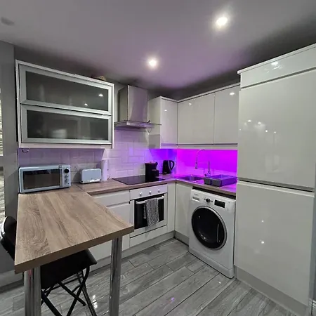 Liffey Boardwalk 3br Near Ha'penny Br & Temple Bar * Dublin